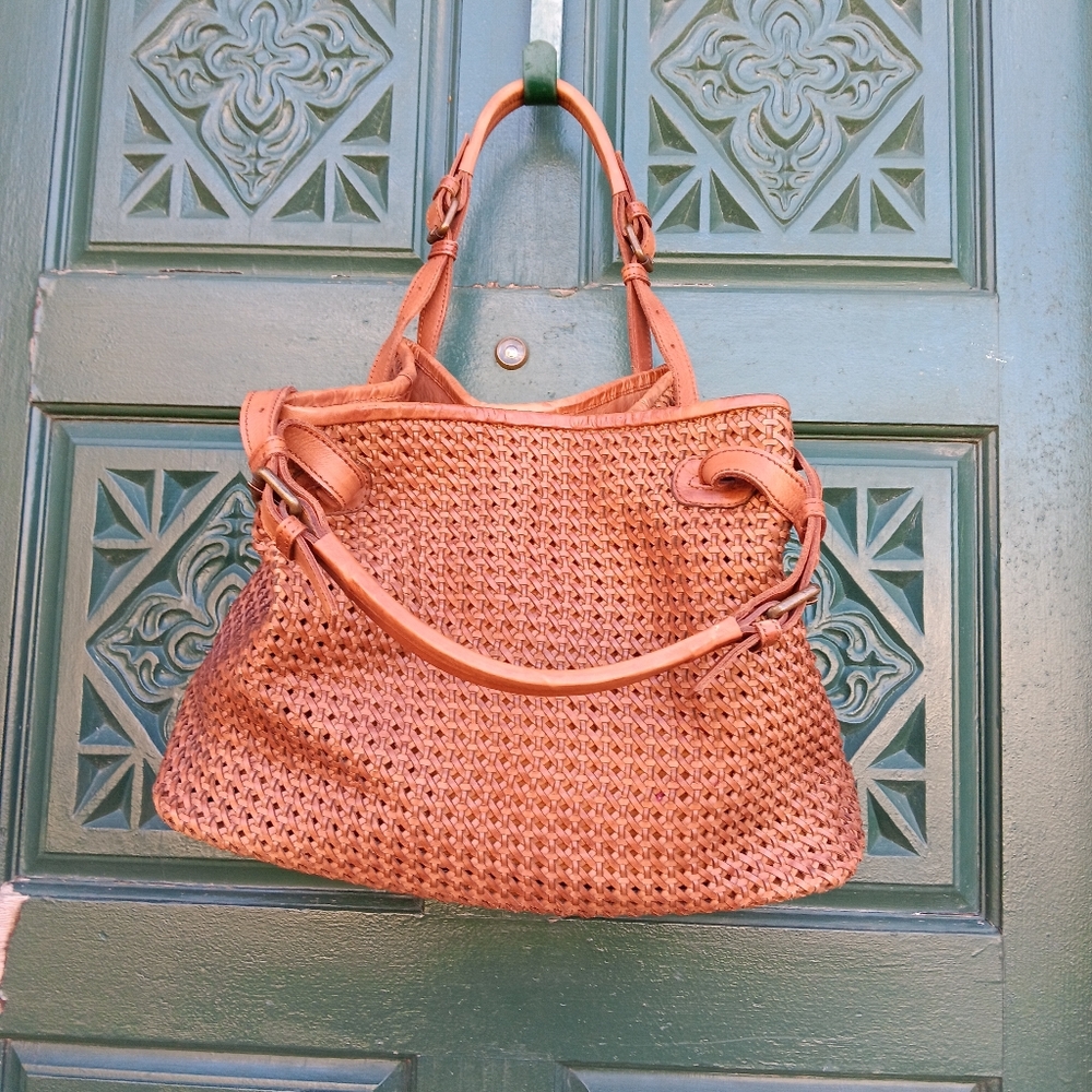 Elegant Woven Platania Handbag Made In Italy